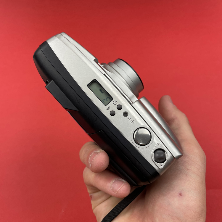 Aparat analogowy Olympus Superzoom 100G