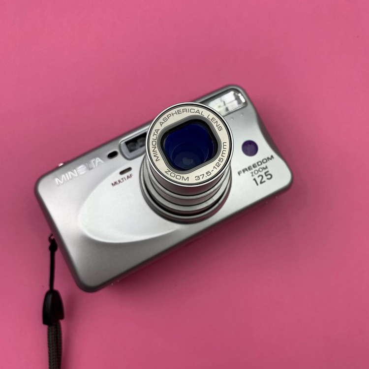 Minolta Freedom Zoom 125