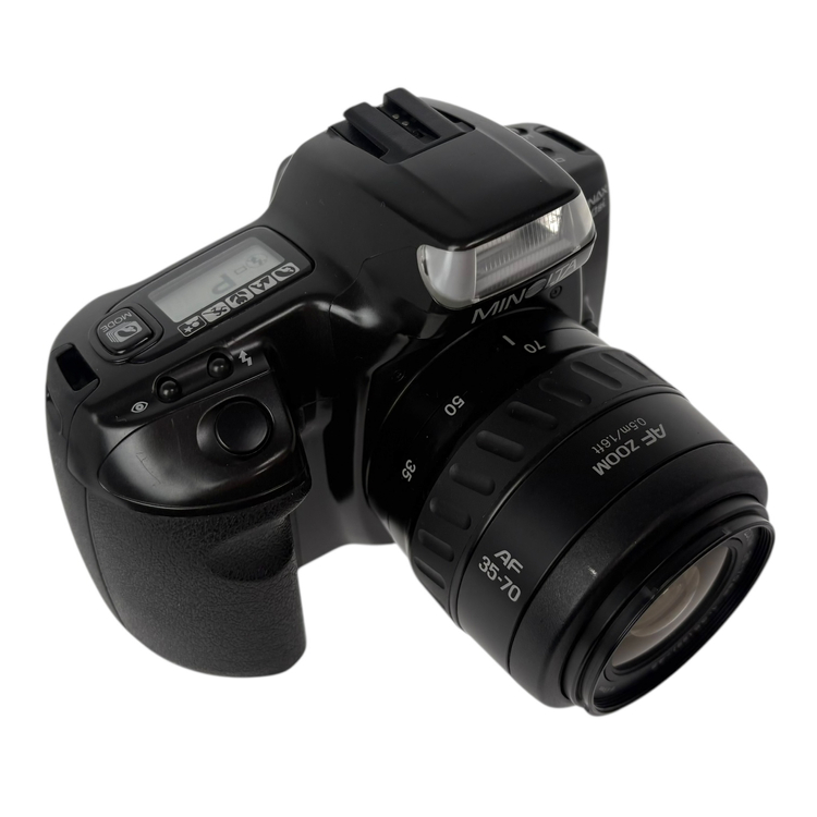 Aparat analogowy Minolta Dynax 300si Body + Obiektyw