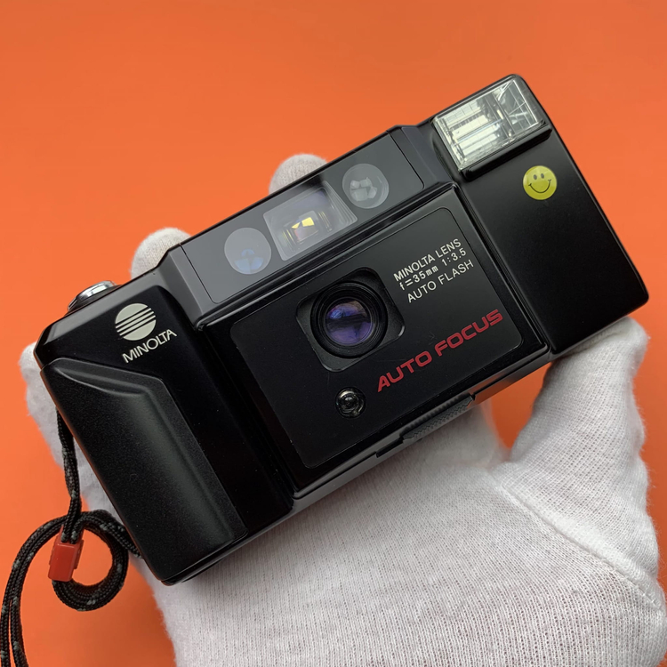 Aparat analogowy Minolta AF-E