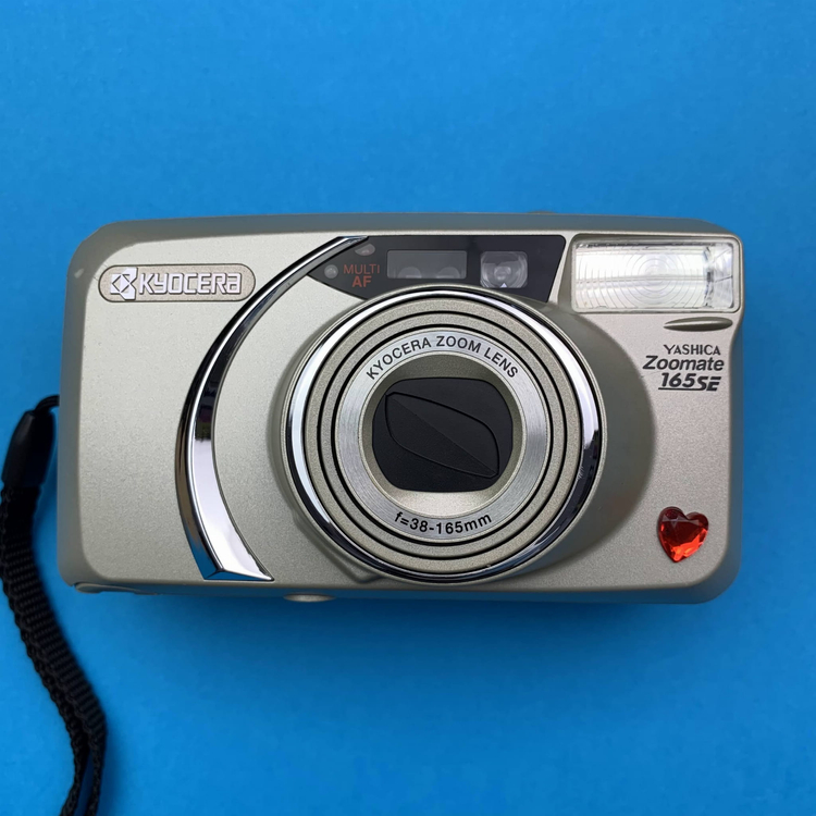 Yashica Zoomate 165se