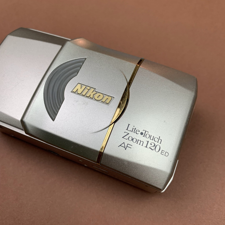 Nikon Lite touch zoom 120ed AF