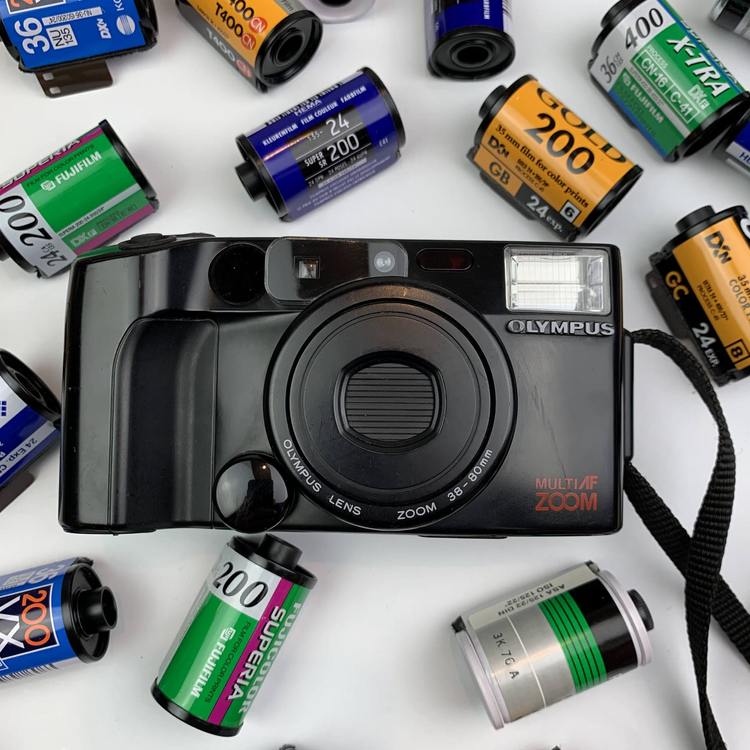 Olympus AZ-200 Superzoom