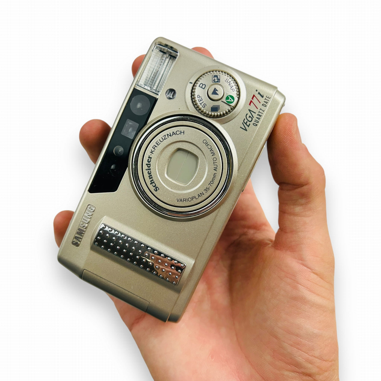Aparat analogowy Samsung Vega 77i