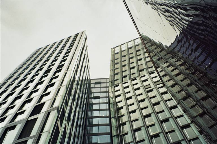 Minolta Riva Zoom 70