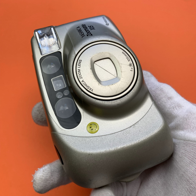 Aparat analogowy Yashica T3