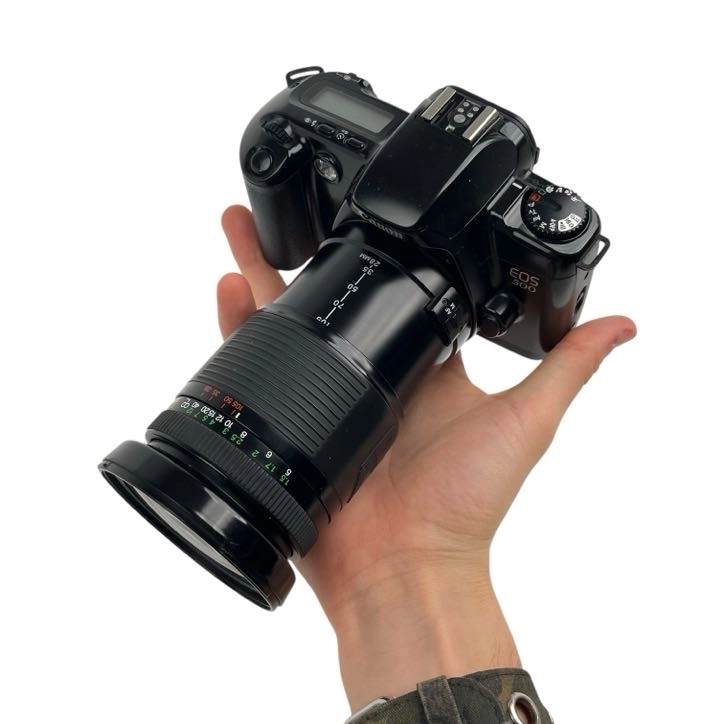 Aparat analogowy lustrzanka Canon EOS 500 + obiektyw