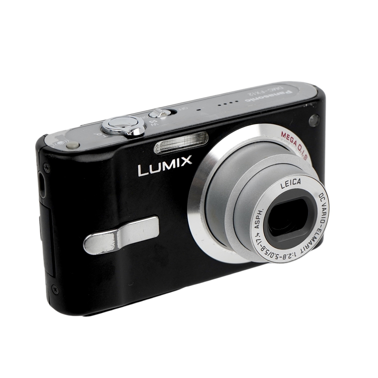 Aparat cyfrowy Panasonic Lumix DMC-FX12