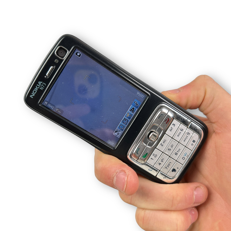 Telefon retro Nokia RM-133 N73-1