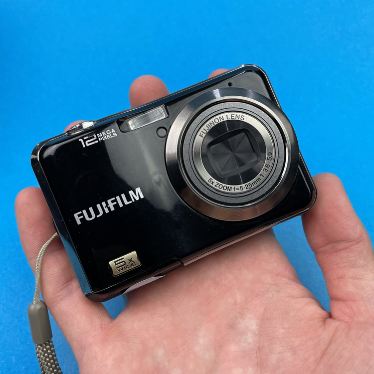 Aparat cyfrowy Fujifilm Finepix AX200