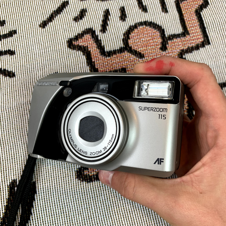 Olympus superzoom 115