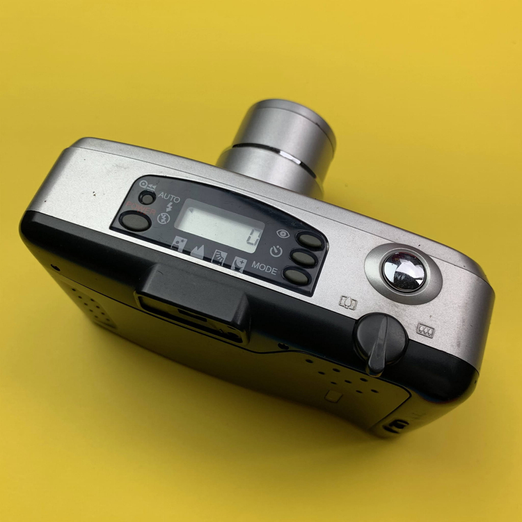 Aparat analogowy Fujifilm Zoom 120v