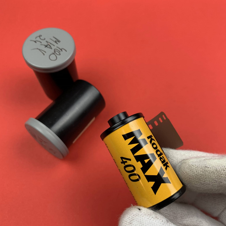 Klisza eksperymentalna Kodak MAX 400/24