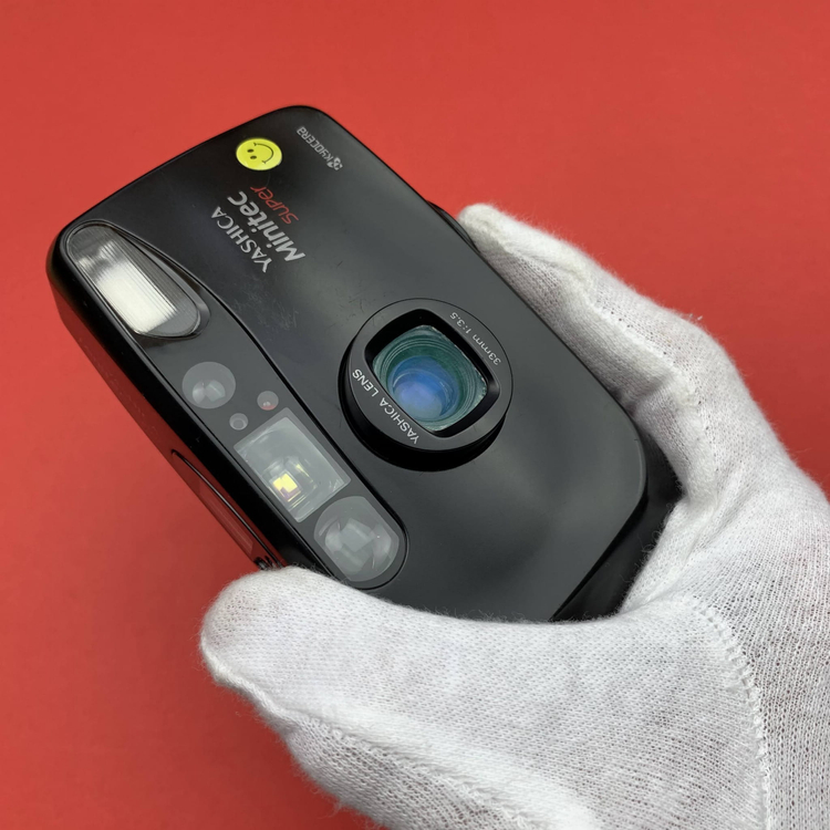 Yashica Minitec AF