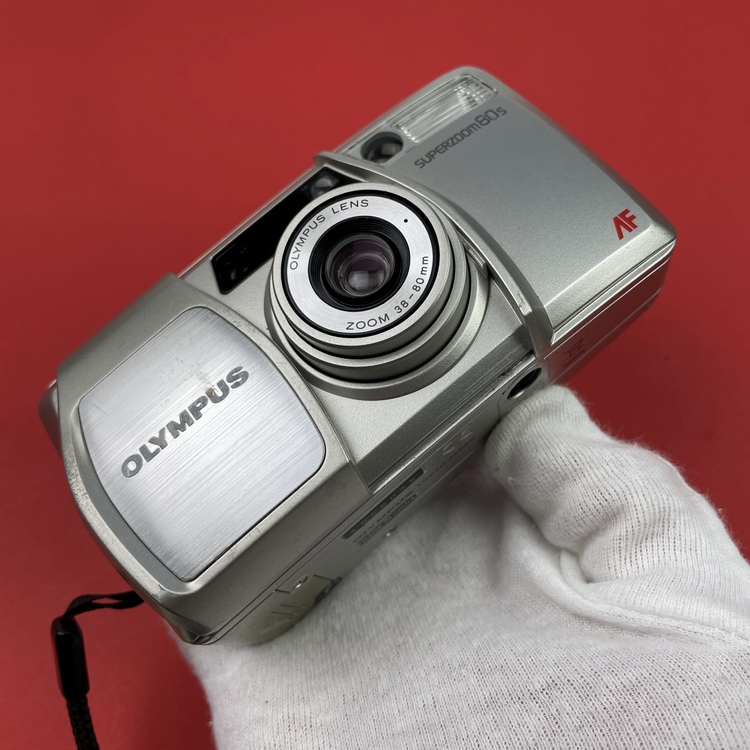 Aparat analogowy Olympus Superzoom 100G