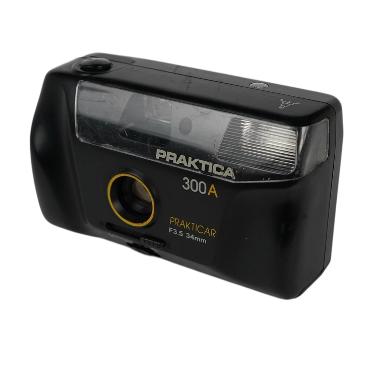 Aparat analogowy Praktica 300A