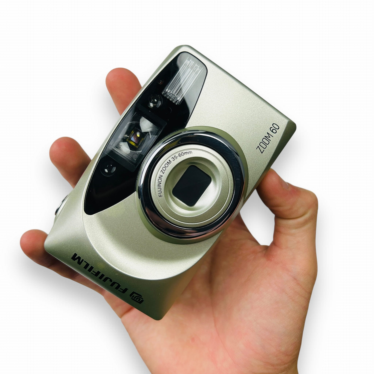 Aparat analogowy Fujifilm Zoom 60