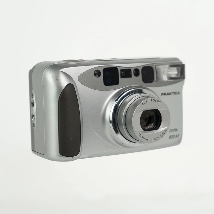 Aparat analogowy Praktica Zoom 900 AF