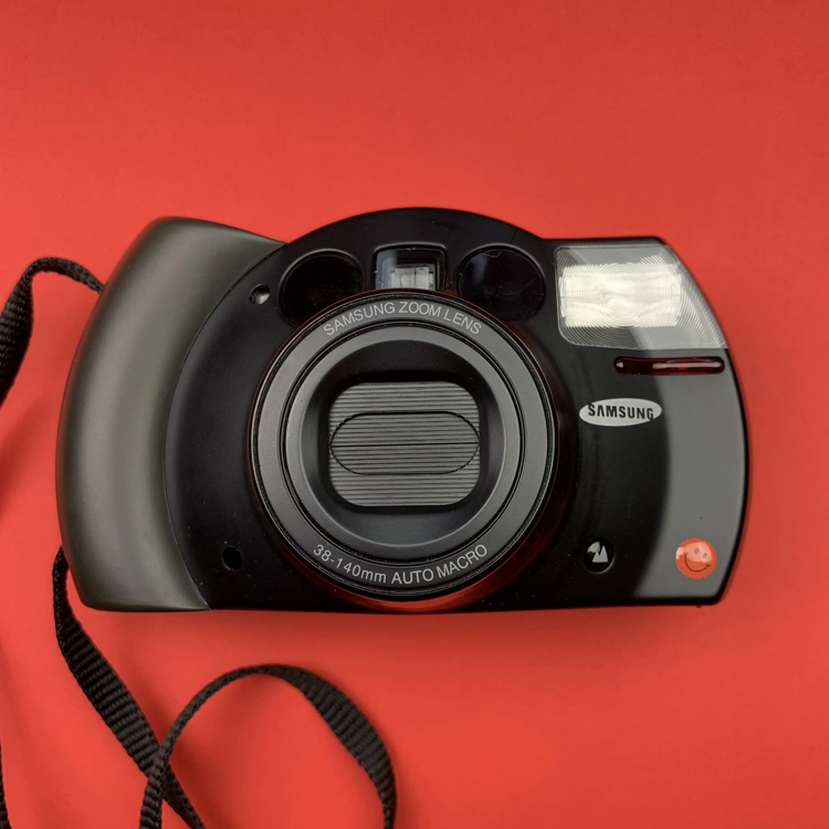 Aparat analogowy Samsung ECX 1
