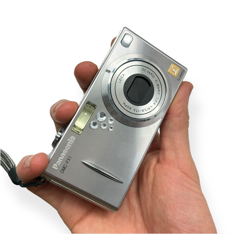 Aparat cyfrowy Panasonic Lumix DMC-FX1