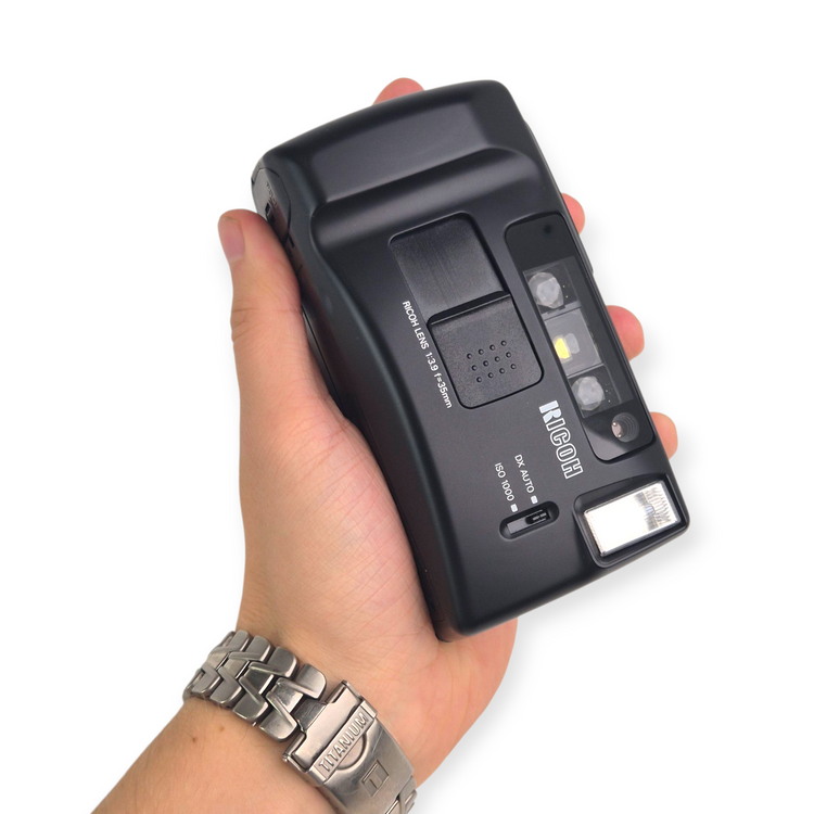 Aparat analogowy Ricoh AF-30