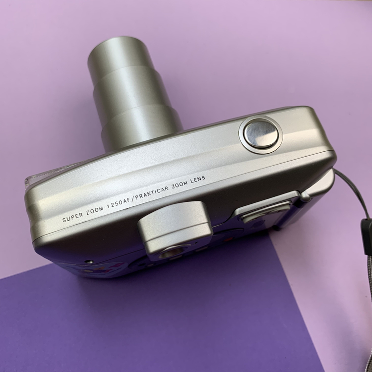 Aparat analogowy Praktica Superzoom 800 AF Super Zoom