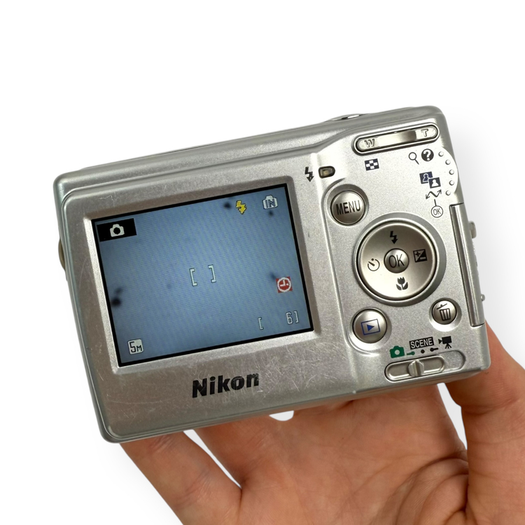 Aparat cyfrowy Nikon Coolpix L10