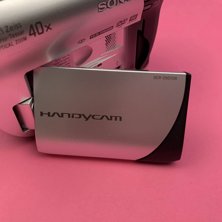 Kamera na płytki CD Sony DCR-DVD 106