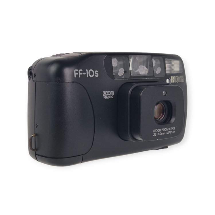 Aparat analogowy Ricoh FF-10s