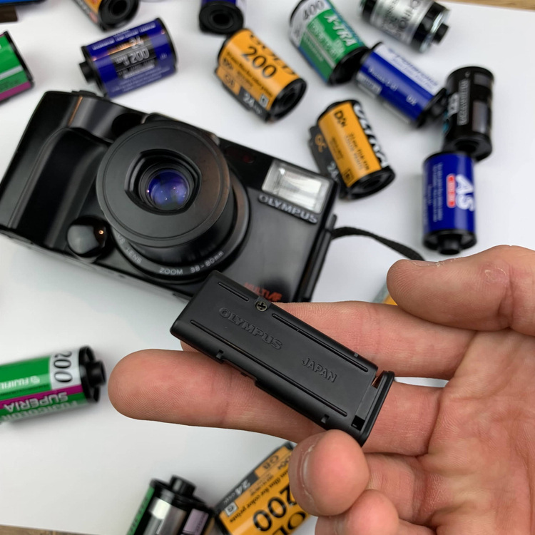 Olympus AZ-230 superzoom