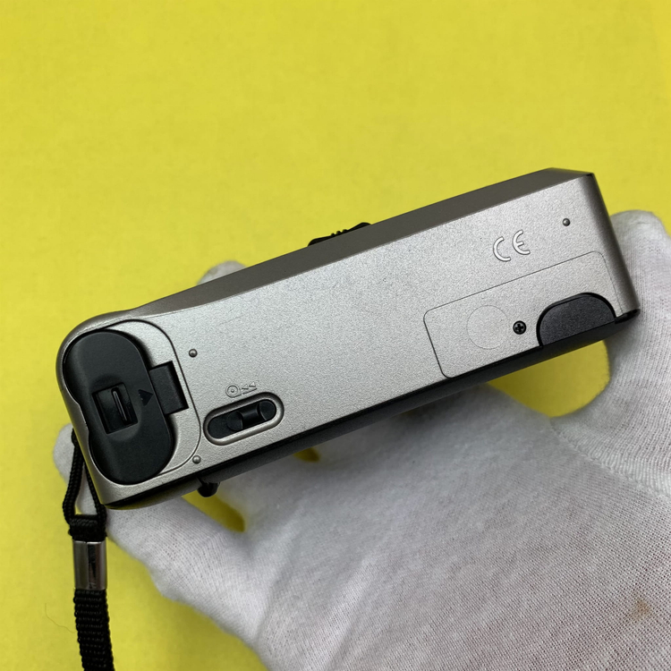 Voigtander Brillant AF1