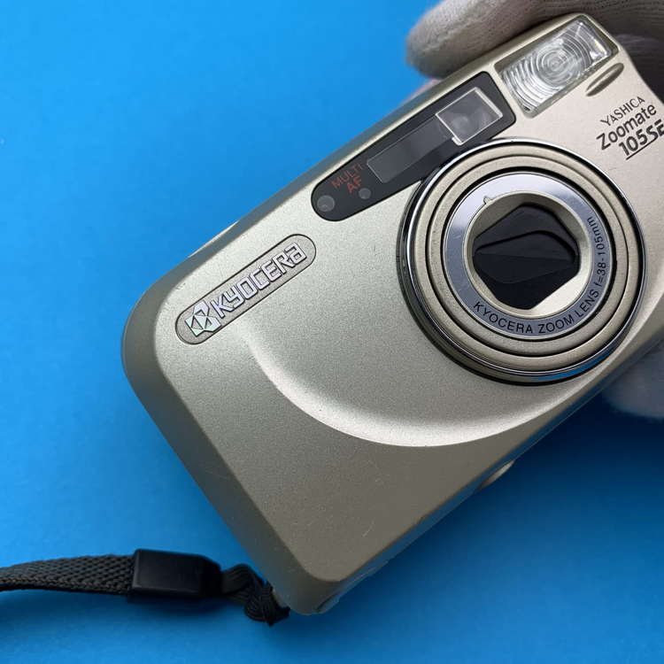 Yashica Zoomate 105se