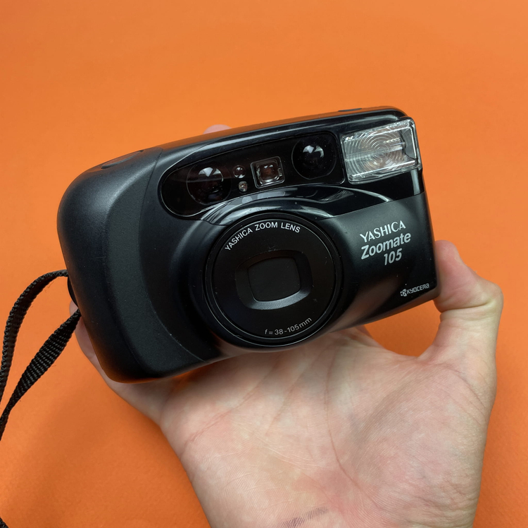 Aparat analogowy Yashica T3