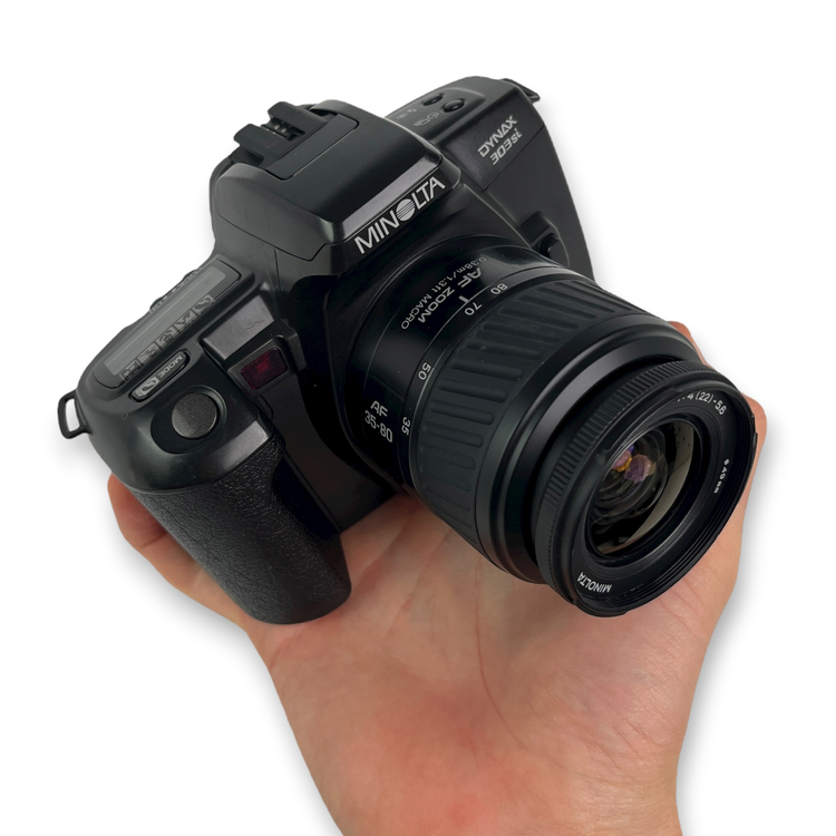 Aparat analogowy Minolta Dynax 303si Body + Obiektyw