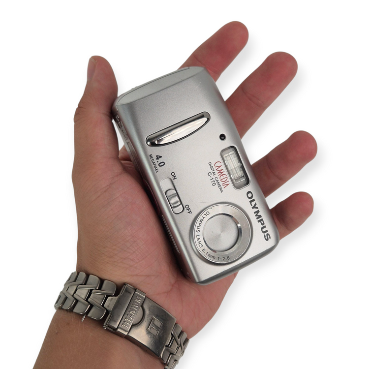 Aparat cyfrowy Olympus Camedia C-170