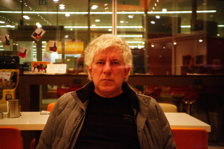 Aparat analogowy Fuji FZ-2000 zoom