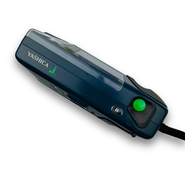 Aparat analogowy Yashica J