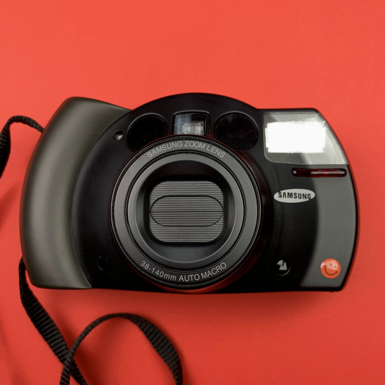 Aparat analogowy Samsung ECX 1