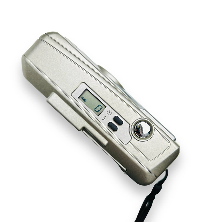 Aparat analogowy Olympus Trip 505