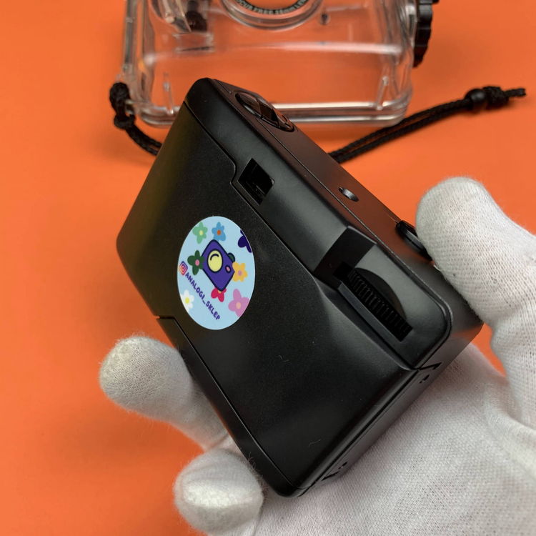 Snap sights underwater