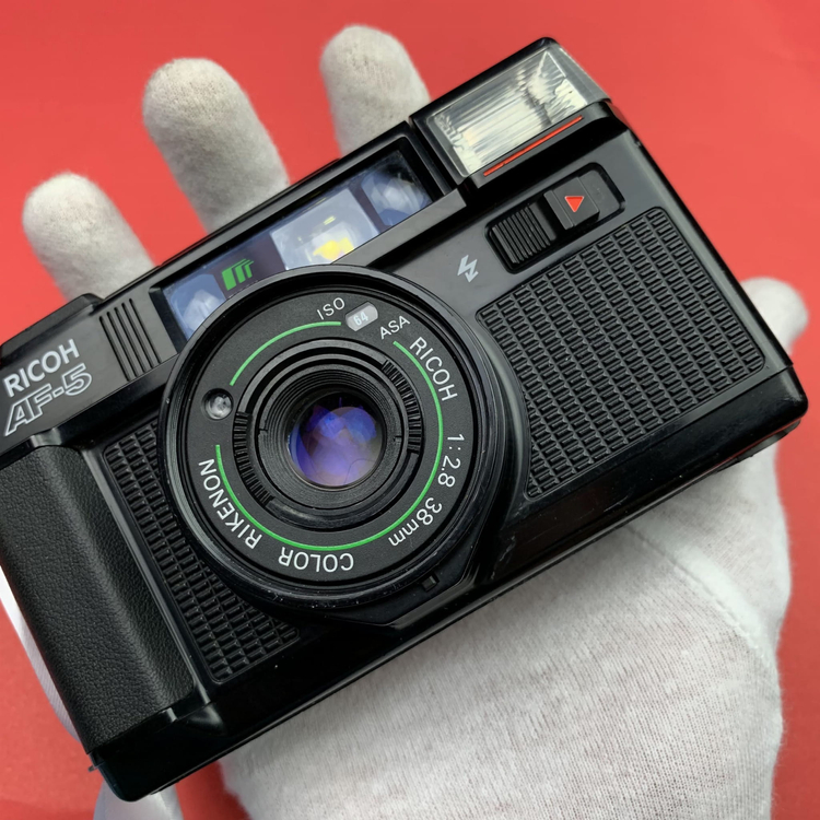 Aparat analogowy Ricoh XF-30