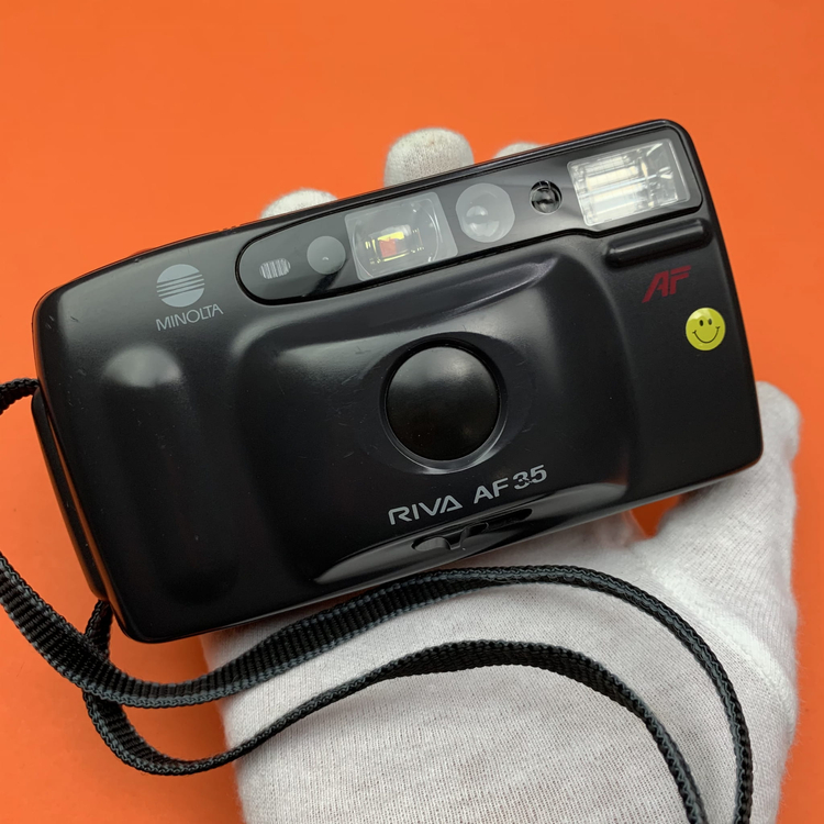 Aparat analogowy Minolta AF25