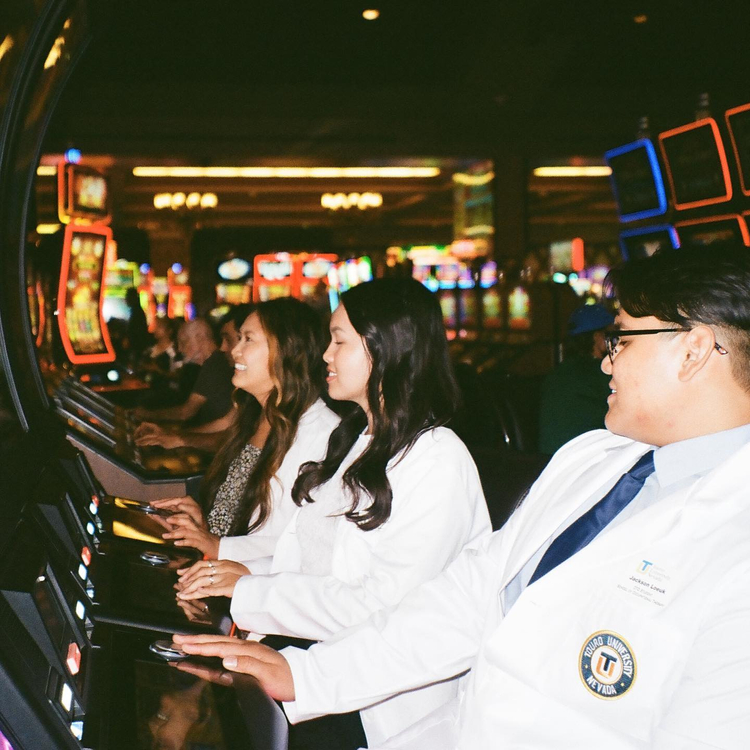 Aparat analogowy Yashica Microtec Zoom 70