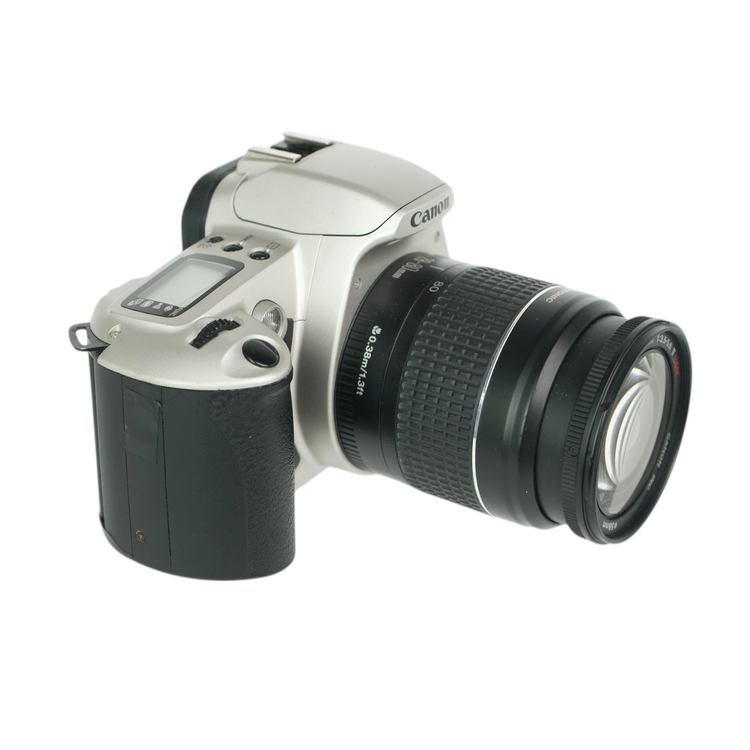 Aparat analogowy Canon Eos 500n + obiektyw 28-80mm