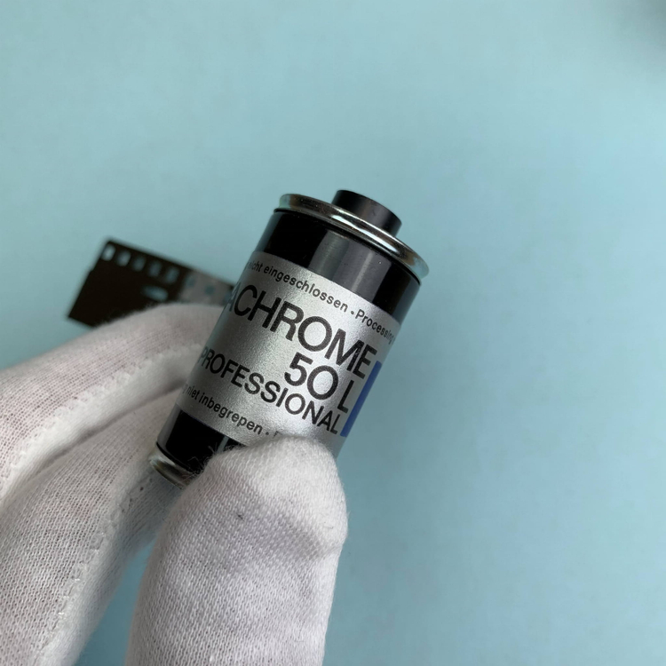 Klisza eksperymentalna AGFAchrome 50L 135/36 exp.