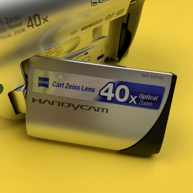 Kamera Sony Handycam DCR-DVD106