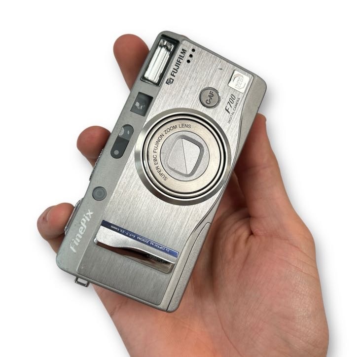Aparat cyfrowy Fujifilm Finepix F700