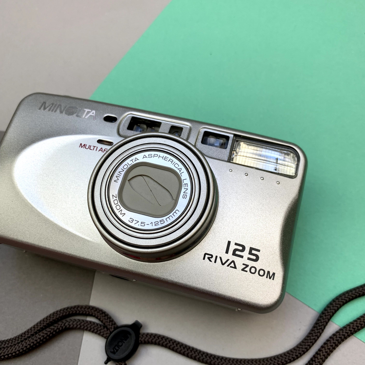 Minolta Riva zoom 125