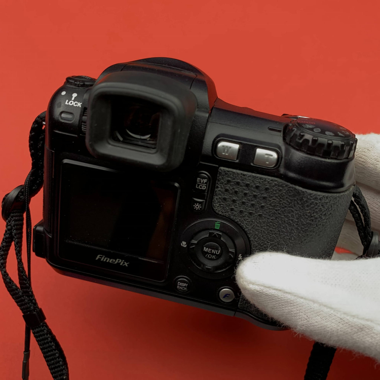 Aparat cyfrowy Fujifilm Finepix S 5600