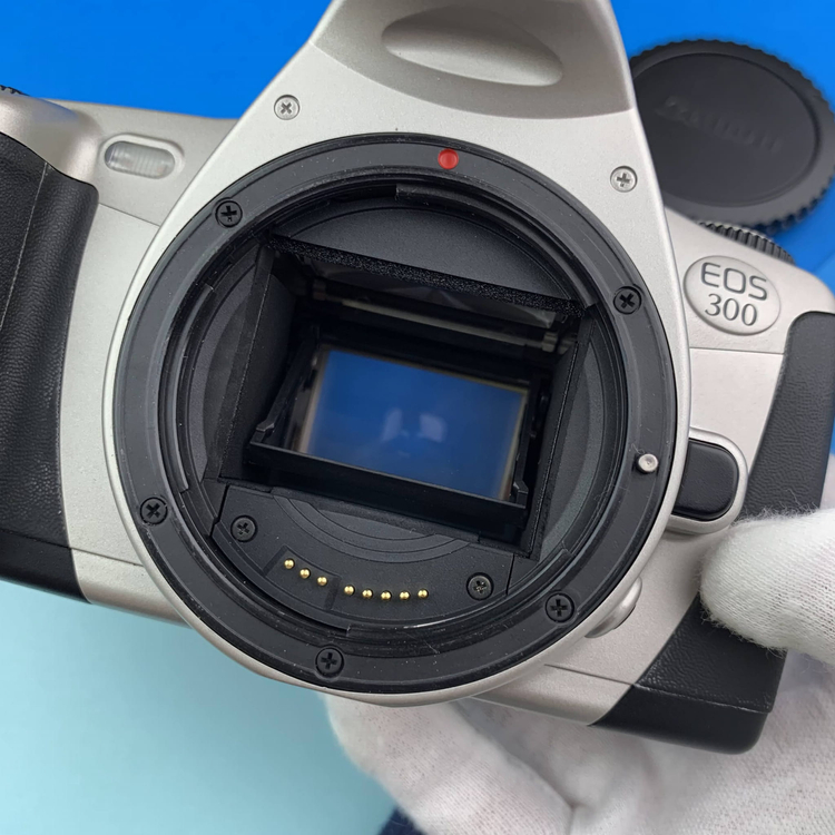 Canon EOS 300